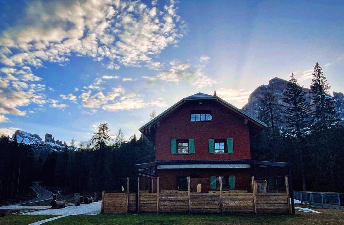 Ciasa Vervei Hotel Cortina d'Ampezzo Exterior photo