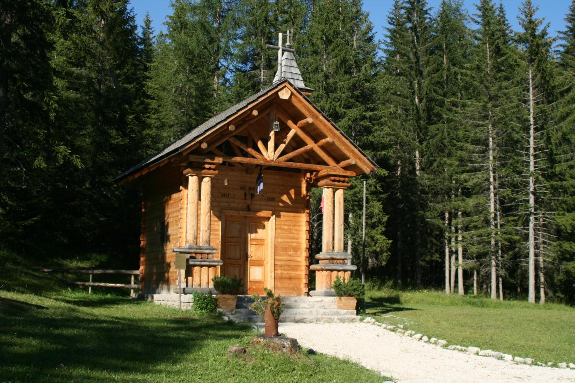 Ciasa Vervei Hotel Cortina d'Ampezzo Exterior photo